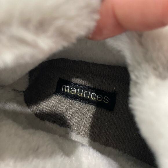 NEW Maurices Iris Gray Sherpa Boot Slipper size 10 - Picture 5 of 9